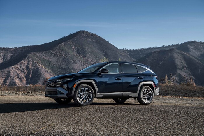 The 2025 Hyundai Tucson HEV is photographed in Santiago Canyon, Calif., on Sept. 24, 2024.
