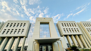 Las perspectivas crediticias de Omán se fortalecen